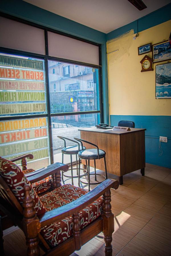 Hotel Plaza Nepal Pokhara Bagian luar foto