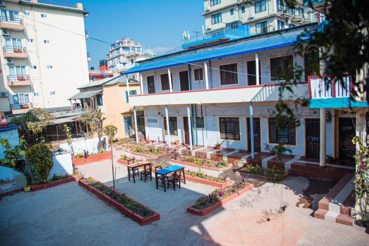 Hotel Plaza Nepal Pokhara Bagian luar foto