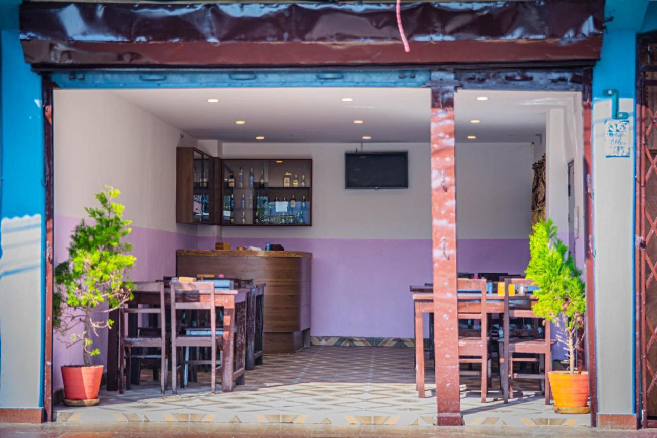 Hotel Plaza Nepal Pokhara Bagian luar foto
